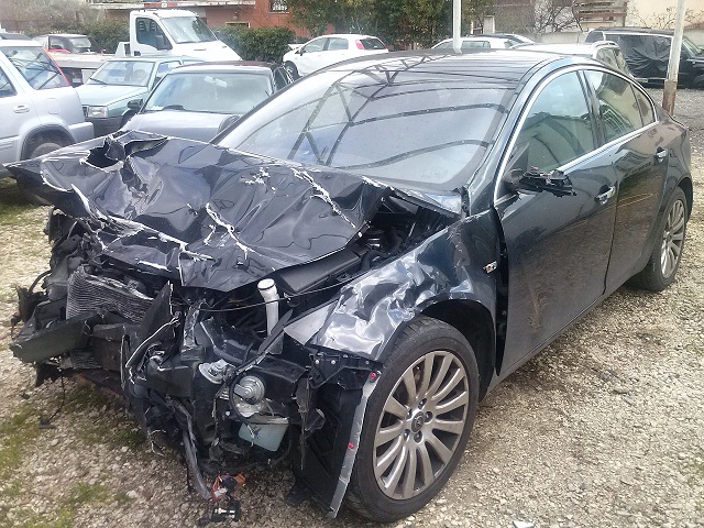 Vendere un’auto incidentata in sicurezza